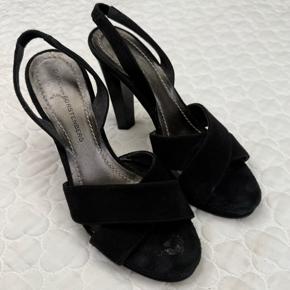 Diane von Furstenberg Suede High Heels Size 7 Made in Italy